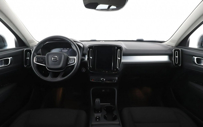 Volvo XC 40 cena 104200 przebieg: 133163, rok produkcji 2020 z Międzylesie małe 352